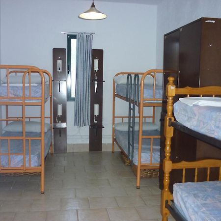 Albergue Turistico Valle Del Ambroz Hervas Bilik gambar