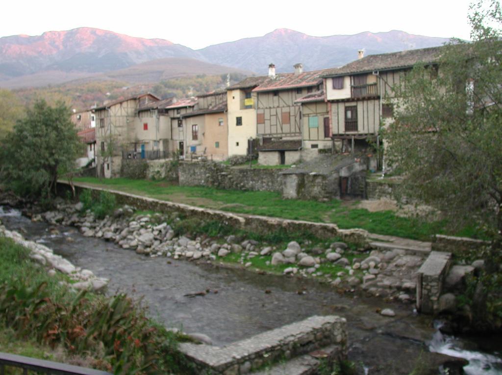 Albergue Turistico Valle Del Ambroz Hervas Luaran gambar